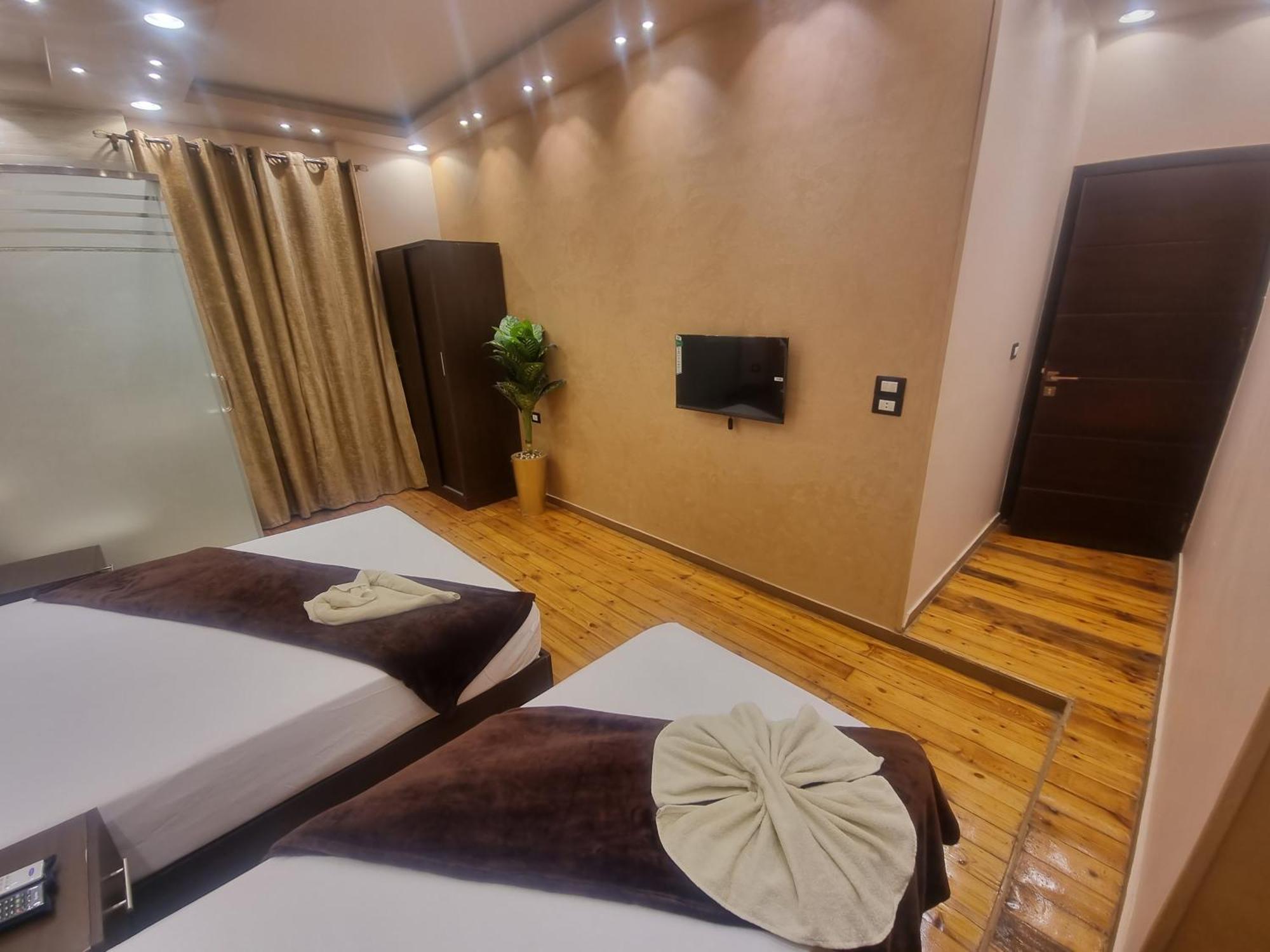 Alshawarbi Plaza Hotel 카이로 외부 사진